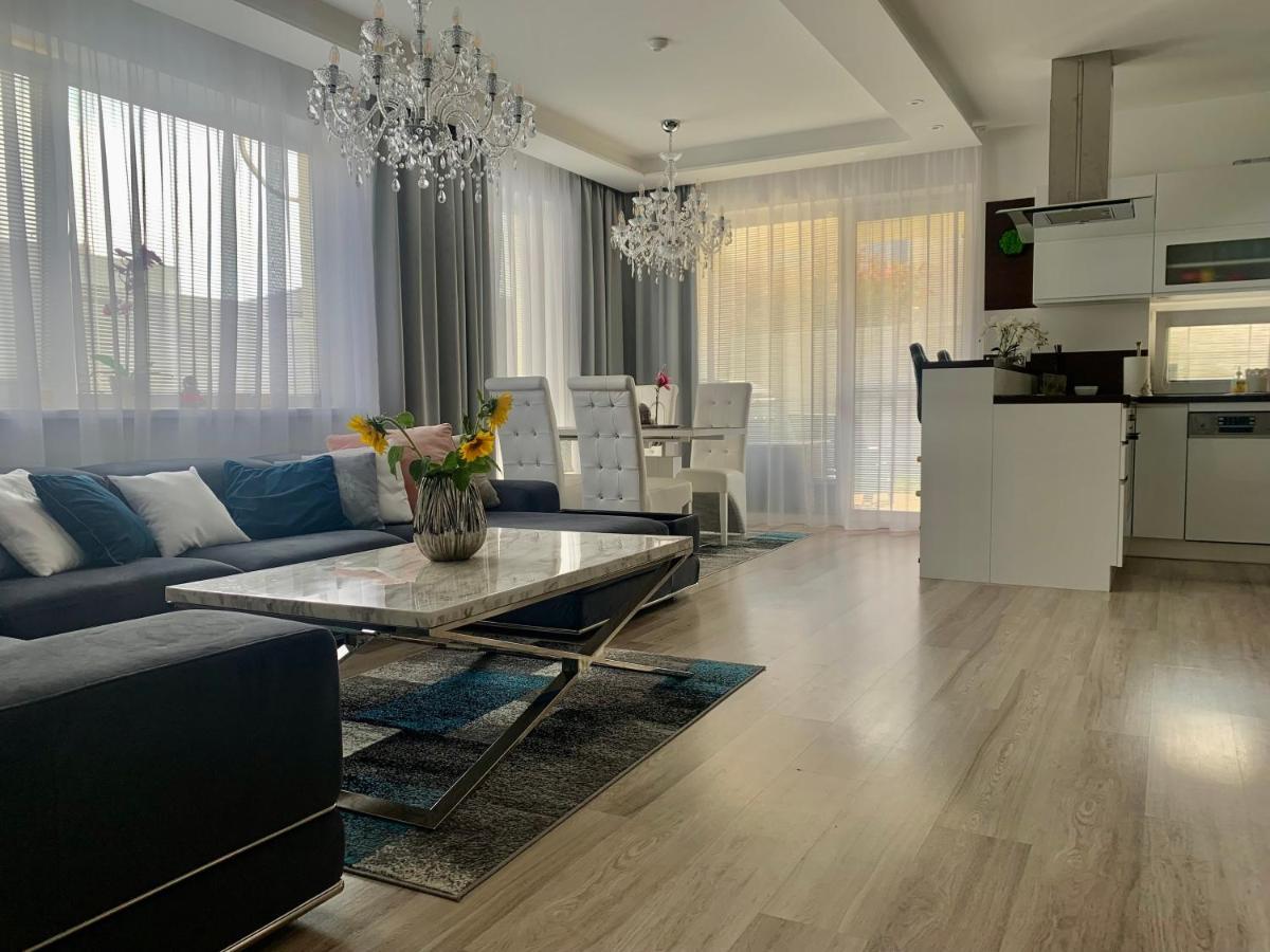 Appartement Modern 2 Bed House Near Bratislava With Parking à Rovinka Extérieur photo